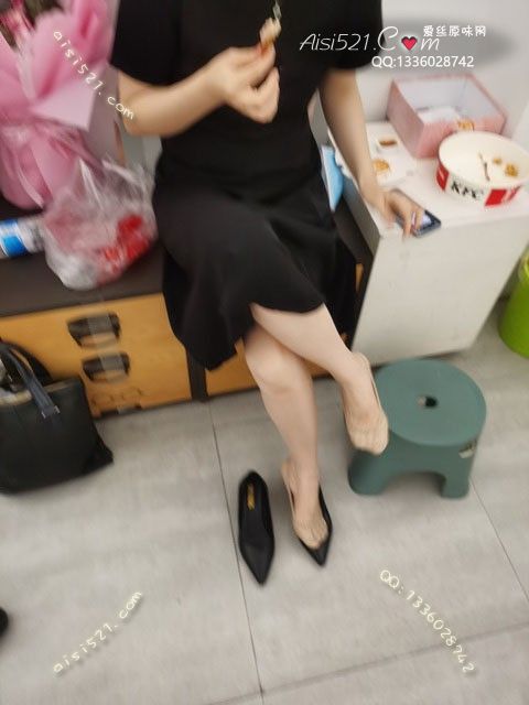 原味丝袜|袜类,臭船袜,爱丽丝(此活动可指定MM,但袜类随机)——2023年05月份顾客预订奢09船袜