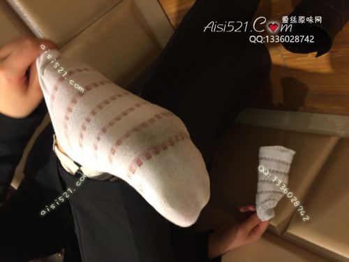 原味丝袜|袜类,臭棉袜,爱丽丝(本土的BYD)——2018年4月下旬顾客订购(导购20妹妹-白棉袜),此活动免费拍摄打包图