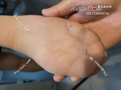 原味丝袜|袜类,臭连裤袜,爱丽丝(本土的BYD)——2018年5月下旬顾客订购(特选-咖啡店经理-高跟汗渍明显肉丝脚),此活动免费拍摄打包图