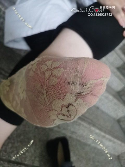 原味丝袜|袜类,臭船袜,爱丽丝(此活动可指定MM,但袜类随机)——2024年05月份顾客预订珠宝02船袜