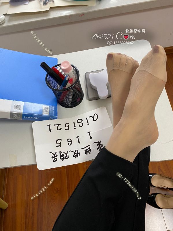 职场魅力(此活动2双起订，免费拍图)合约部01MM肉色短丝 痕迹迷人味道酸爽夹杂一丝香气与皮革混合味原味丝袜|袜类臭短丝袜