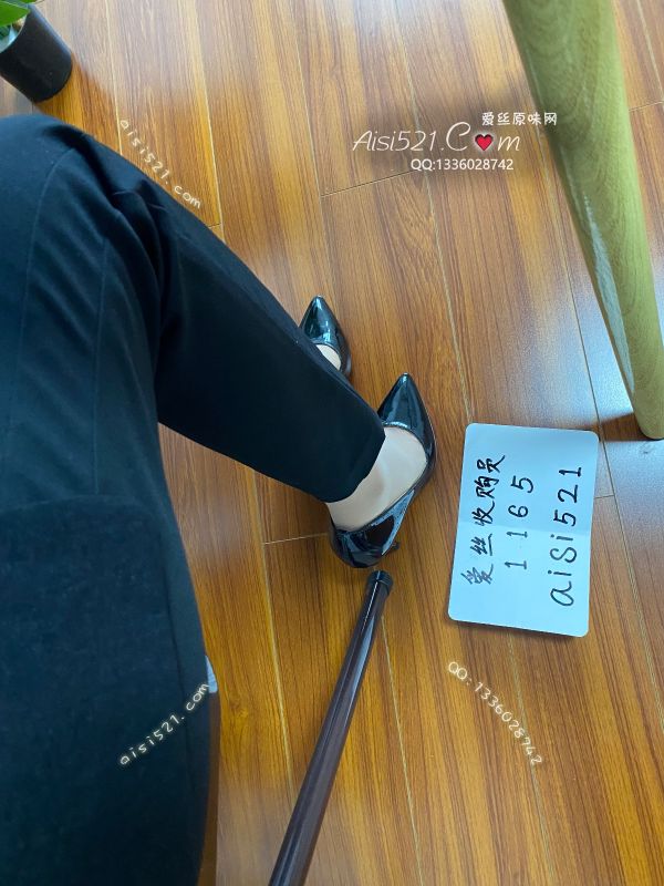 职场魅力(此活动2双起订，免费拍图)合约部01mm 三天肉色短丝效果汗渍明显，味酸臭夹杂皮革混合味原味丝袜|袜类臭短丝袜