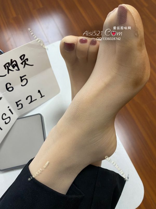 职场魅力(此活动2双起订，免费拍图)合约部01mm 三天肉色短丝效果汗渍明显，味酸臭夹杂皮革混合味原味丝袜|袜类臭短丝袜