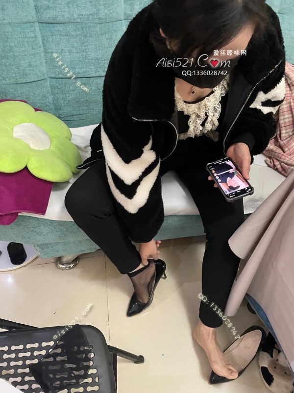 职场魅力(此活动2双起订,免费拍图)——2024年12月份顾客预订服装店女老板黑色短丝原味丝袜|袜类臭短丝袜