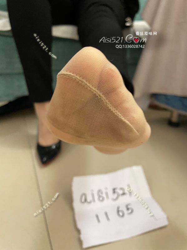 职场魅力(此活动2双起订,免费拍图)——2024年12月份顾客预订服装店女老板短肉丝原味丝袜|袜类臭短丝袜