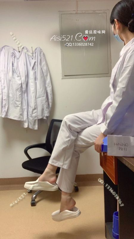 职场魅力(此活动2双起订，免费拍图)护士01mm肉色超薄臭短丝 ，脚味酸臭每天走路多运动量大，淡淡皮革夹杂幽香，综合的味道，真的是太完美，欲购从速原味丝袜|袜类臭短丝袜