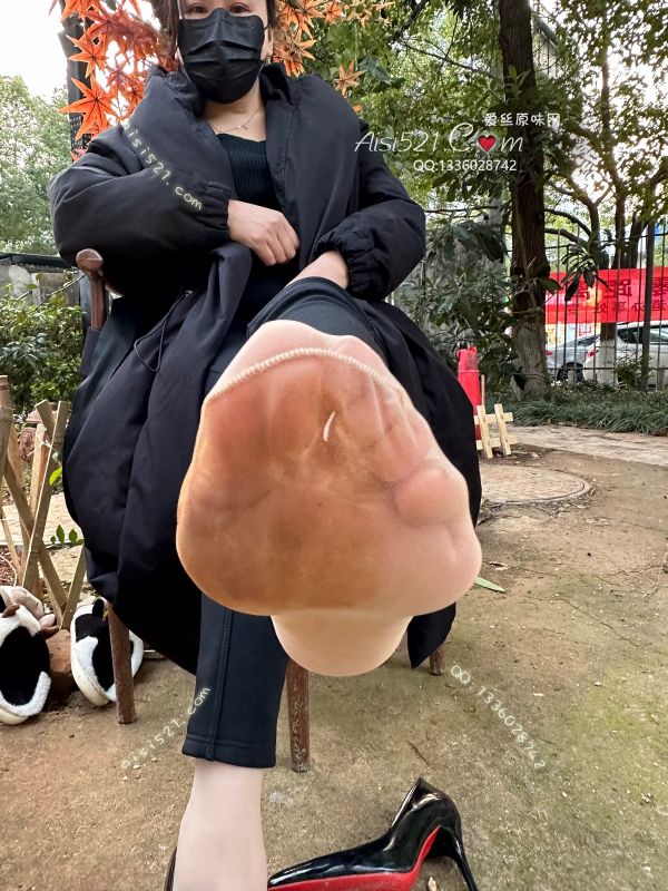 职场魅力(此活动2双起订，免费拍图)服装店的女老板，脚丫味道浓重爱出汗，风韵犹存原味丝袜|袜类臭短丝袜