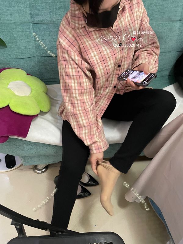 职场魅力(此活动2双起订，免费拍图)——2025年01月份顾客预订服装店老板娘肉色天鹅绒短丝,原味丝袜|袜类臭短丝袜