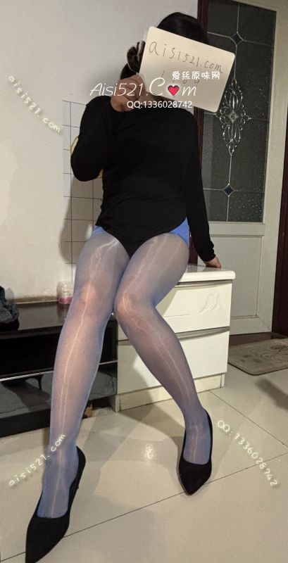 无内！！！蓝色马油丝，飞机专用，手感没的说，可定制分泌物，汗脚！！！原味丝袜|袜类臭连裤袜