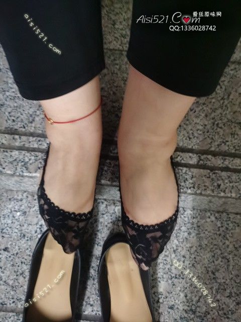 原味丝袜|袜类,臭船袜,爱丽丝(此活动可指定MM，但袜类随机)——2025年08月份顾客预订珠宝02蕾丝船袜