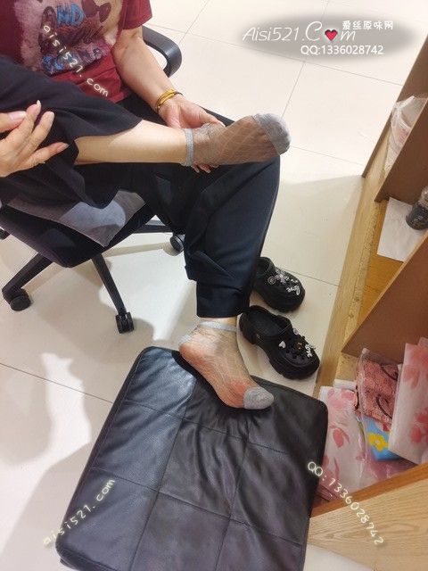 原味丝袜|袜类,臭短丝袜,爱丽丝(此活动可指定MM，但袜类随机)——2025年08月份顾客预订导购07灰丝