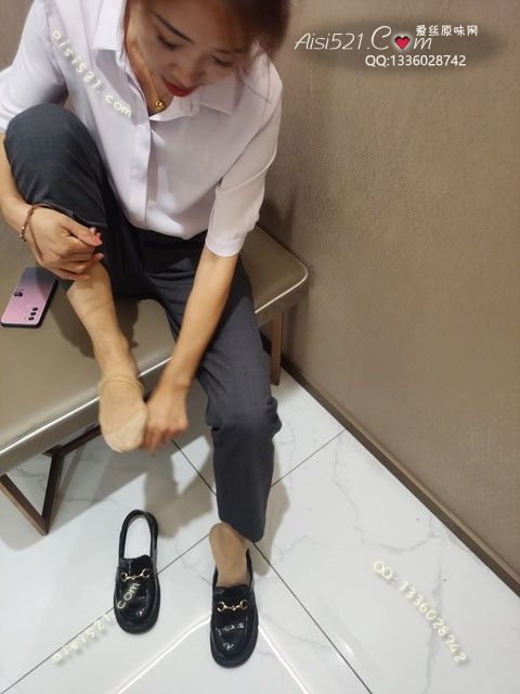 原味丝袜|袜类,臭短丝袜,爱丽丝(此活动可指定MM，但袜类随机)——2025年08月份顾客预订品牌导购06肉色短丝