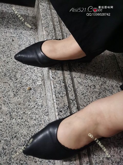 原味丝袜|袜类,臭船袜,爱丽丝(此活动可指定MM,但袜类随机)——2025年09月份顾客预订珠宝02船袜