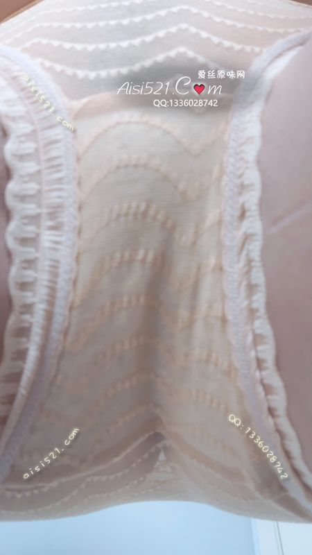 看着小说无聊又开始翘二郎腿加紧私处偷偷自嗨~流了好多粘稠爱液,夹杂着骚味,让你秒射!原味内裤|裤类三角内内