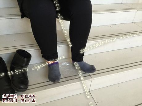 原味丝袜|袜类,臭短丝袜,致命臭(此活动MM随机,不能指定)——2015年1月中旬顾客订购致命臭活动MM(恶臭棉袜)现收足底实拍,不可选择MM,免费附带无水印高清收购足底实拍图。