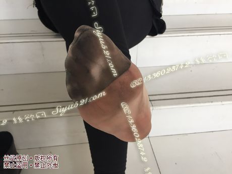原味丝袜|袜类,臭短丝袜,致命臭(此活动MM随机,不能指定)——2016年2月下旬顾客订购致命臭活动MM(恶臭肉丝)现收足底实拍,不可选择MM,免费附带无水印高清收购足底实拍图。