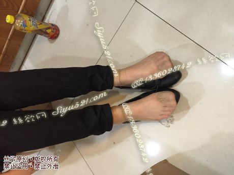原味丝袜|袜类,臭短丝袜,爱丽丝(本土的BYD)——2016年7月初旬顾客订购化妆30妹妹工作丝袜(特选-化妆30妹妹-肉丝),此活动免费拍摄打包图