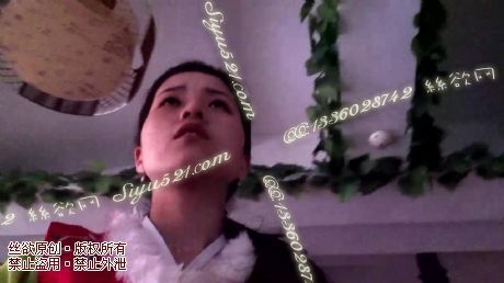 原味丝袜|袜类,臭长筒丝袜,朝鲜丝(此活动可指定MM,但袜类随机)——2013-12-12日顾客普购2双朝鲜MM工作丝袜现场收购实录,朝鲜MM冬装很好看