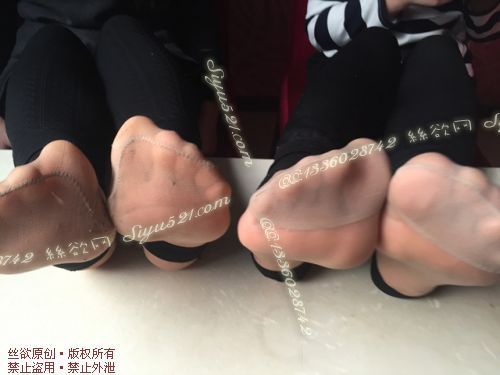 原味丝袜|袜类,臭短丝袜,群丝荟萃(此活动可指定MM,但袜类随机)——2016-10月中旬顾客订购(烤肉店2妹妹)收购现脱实拍打包图,此活动免费拍摄打包图