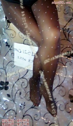 原味丝袜|袜类,臭连裤袜,啡色小园点连裤袜，特有的sao味，亲会喜欢吗