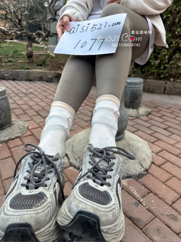 原味丝袜|袜类,臭棉袜,酸臭“卡通袜子”够猛够味儿…闻一口它立马上头！快来抢吧