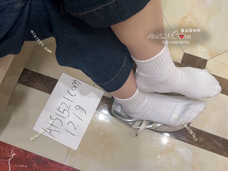 原味丝袜|袜类,臭棉袜,现货不用等 穿了不止三天的大白袜 味道酸臭酸臭的