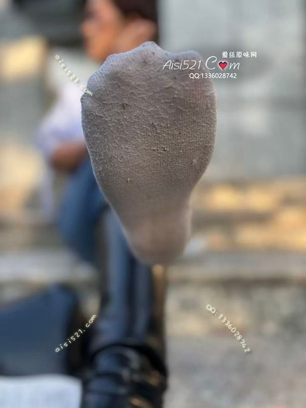 连穿10天的超重口女王款堆堆小白袜，汗渍浸透痕迹绝佳精品味道极重，酸臭无比直冲鼻子，要的尽快下单秒没原味丝袜|袜类臭棉袜