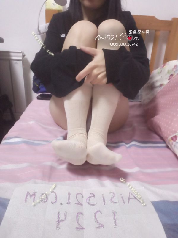 黄色蝴蝶结棉袜（下单还需要穿3天）原味丝袜|袜类臭棉袜