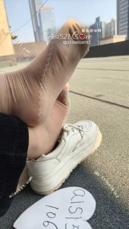 臭短加厚棉底丝面天鹅绒短袜穿七天南方的天气如同夏天，大汗脚每天走路运动户外直播五小时，脚底冒烟，下单真空包装发货。秒原味丝袜|袜类臭短丝袜