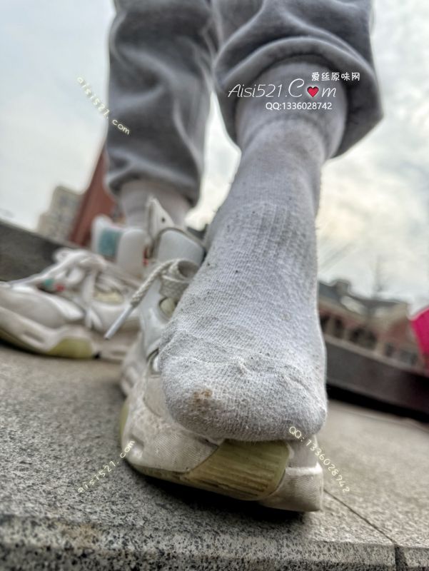 巨臭、耐克特厚白棉袜，超级超级味儿…绝对用心狠狠穿的原味丝袜|袜类臭棉袜