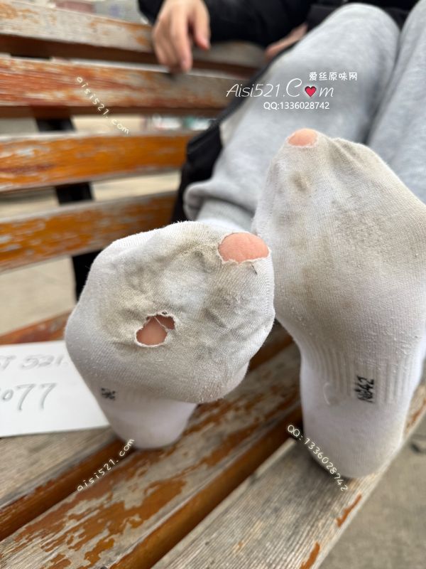 嗷嗷无敌臭“阿迪生活白棉袜”要命臭…熏到飞起真要命啊哈哈哈,原味丝袜|袜类臭棉袜