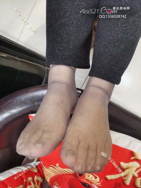 爱丽丝(此活动可指定MM，但袜类随机)——2026年03月份顾客预订导购06灰丝原味丝袜|袜类臭短丝袜