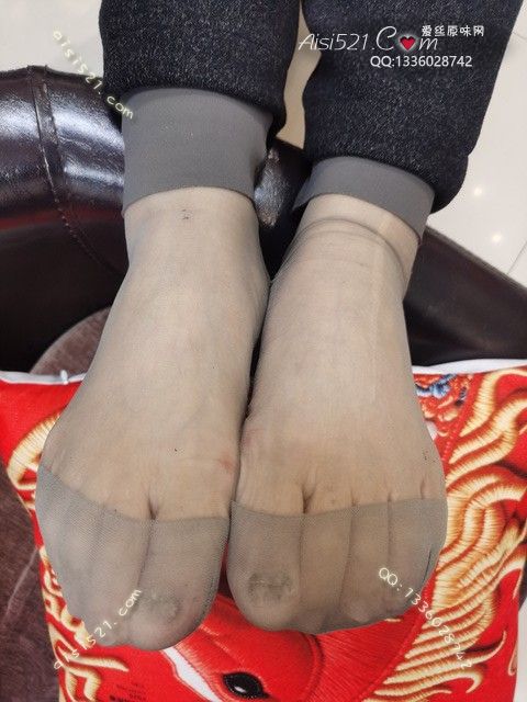 爱丽丝(此活动可指定MM，但袜类随机)——2026年04月份顾客预订导购06灰丝原味丝袜|袜类臭短丝袜