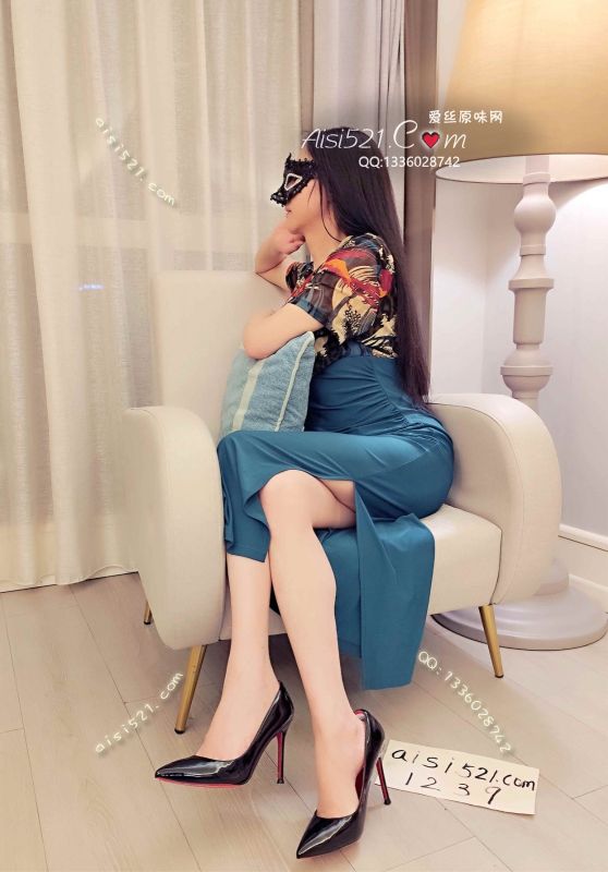 绿色长裙，优雅女人味原味套装类其他套装