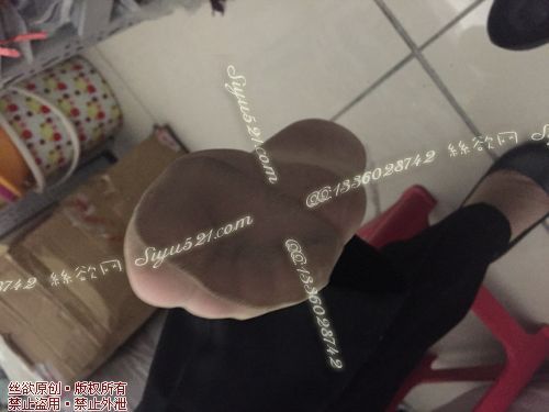原味丝袜|袜类,臭短丝袜,致命臭(此活动MM随机,不能指定)——2017年2月中旬顾客订购致命臭活动MM(汗湿肉丝)现收足底实拍,不可选择MM,免费附带无水印高清收购足底实拍图。