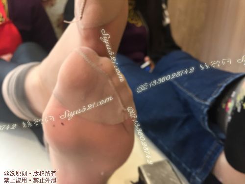 原味丝袜|袜类,臭短丝袜,群丝荟萃(此活动可指定MM,但袜类随机)——2017-4月中旬顾客订购(烤肉店妹妹07,08)收购现脱实拍打包图,此活动免费拍摄打包图