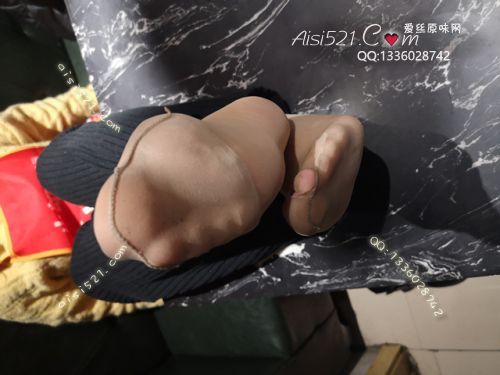 原味丝袜|袜类,臭短丝袜,致命臭(此活动MM随机,不能指定)——2019年3月份顾客订购(烤肉09MM-恶臭肉丝袜)现收足底实拍