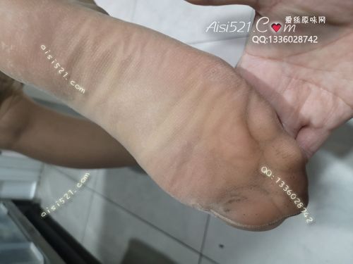 原味丝袜|袜类,臭连裤袜,致命臭(此活动MM随机,不能指定)——2019年6月中、下旬顾客订购(咖啡店长-肉丝连裤)现收足底实拍