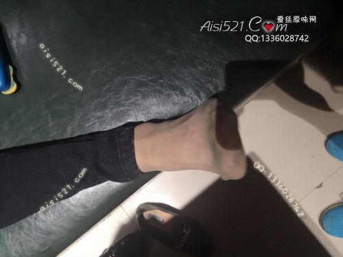 原味丝袜|袜类,臭短丝袜,致命臭(此活动MM随机,不能指定)——2019年9月份顾客订购(烤肉07肉丝短袜)现收足底实拍