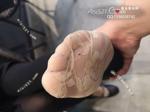 原味丝袜|袜类,臭船袜,致命臭(此活动MM随机,不能指定)——2020年5月份顾客订购(奢店02船袜)现收足底实拍