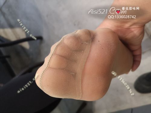 原味丝袜|袜类,臭短丝袜,致命臭(此活动MM随机,不能指定)——2020年6月份顾客订购(奢店03肉丝)现收足底实拍