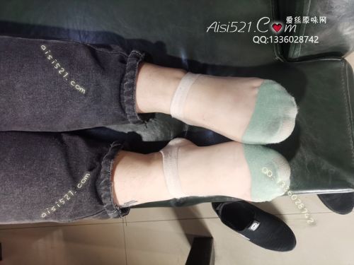 原味丝袜|袜类,臭短丝袜,致命臭(此活动MM随机,不能指定)——2020年9月份顾客订购(烤肉妹妹卡通丝02)现收足底实拍