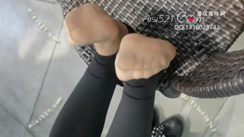 原味丝袜|袜类,臭短丝袜,致命臭(此活动MM随机,不能指定)——2020年10月份【买2增1活动期间】顾客订购(奢店03咖啡丝)现收足底实拍