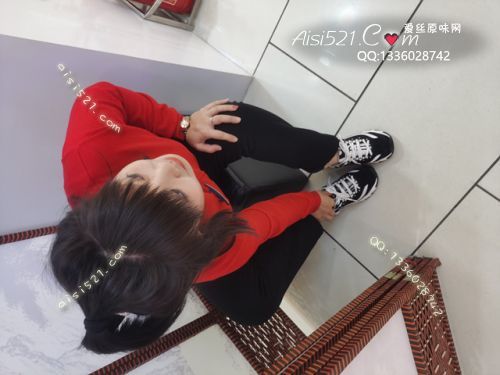 原味丝袜|袜类,臭短丝袜,致命臭(此活动MM随机,不能指定)——2020年10月份顾客订购(导购卡通丝)现收足底实拍