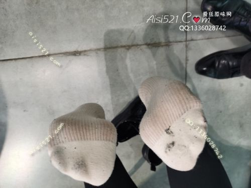 原味丝袜|袜类,臭短丝袜,爱丽丝(此活动可指定MM,但袜类随机)——2021年3月份顾客预订第4次发货奢02卡通丝01